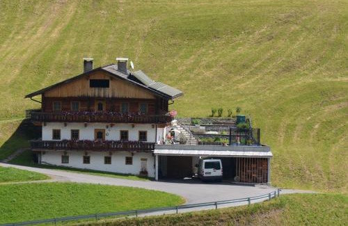 Innervillgraten Apartamento | Ferienwohnung Mitterwalder