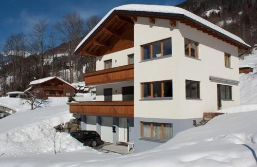 Schruns Apartamento | Ferienwohnung Nadja