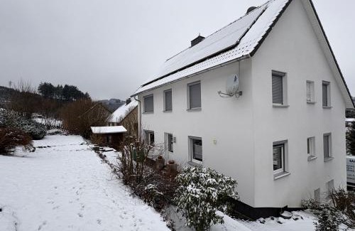 Feudingen Apartamento | Ferienwohnung nahe Skigebiet