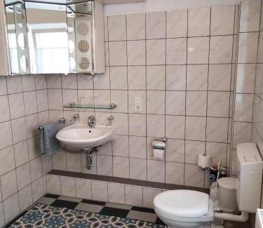 Neheim Apartamento | Ferienwohnung Neheim mit Dennis und Alexander Alexander mit Klimaanlage