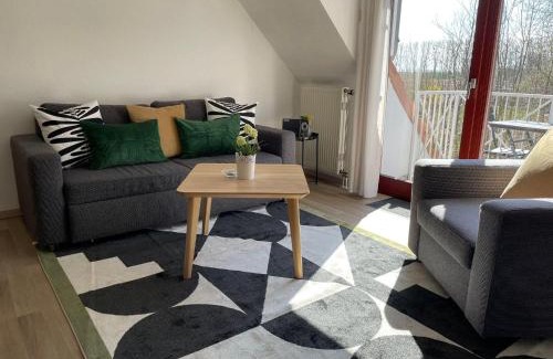 Gustow Apartamento | Ferienwohnung-Nils-Holgerson-mit-Balkon-zwischen-Strand-Wald-Wiese-im-Suedosten-der-Insel-Ruegen