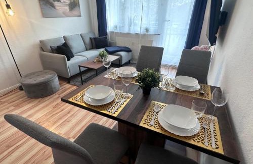 Sudstadt Apartamento | Ferienwohnung NORDLICHT mit Balkon und Smart-TV