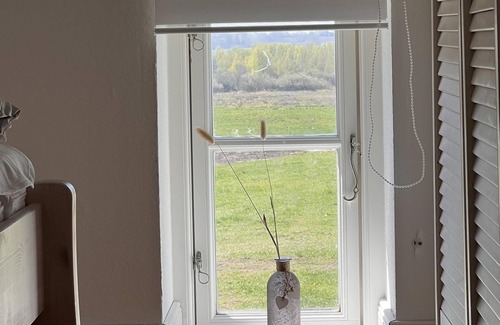 Winnert Apartamento | Ferienwohnung Nr. 1-Apartamento-Panorámico-Baño Privado-Vista al campo
