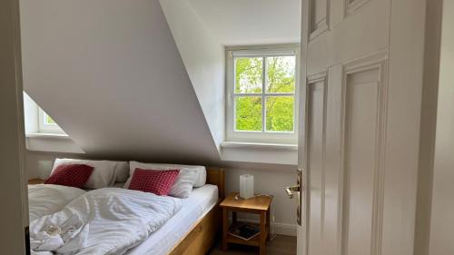 Garz/Rugen Apartamento | Ferienwohnung Nr 7 im Gutshaus Zicker auf Rügen
