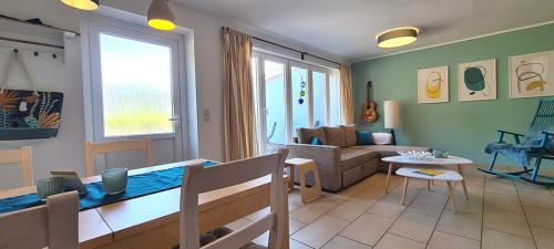 Ribnitz-Damgarten Apartamento | Ferienwohnung Ostseestille am Bodden mit Kamin