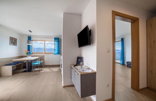 Tirolo Apartamento | Ferienwohnung Oberhochmuthof