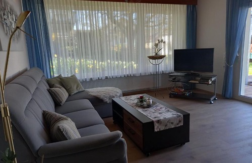 Bad Konig Apartamento | Ferienwohnung Obstgarten