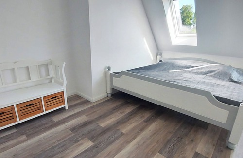 Winnemark Apartamento | Ferienwohnung Ostwind - Schleinah, Balkon, Terrasse, Garten, 2 Duschbäder
