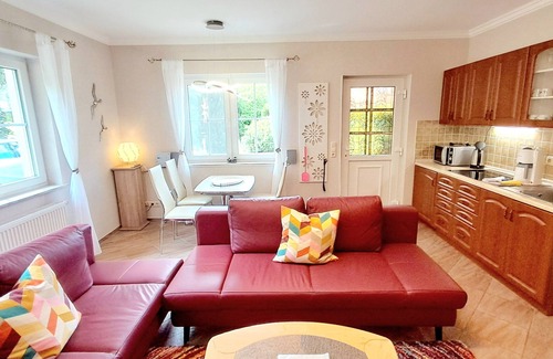 Dargen Apartamento | Ferienwohnung Ottosin mit Terrasse und Garten
