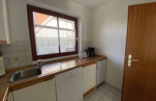 Gustow Apartamento | Ferienwohnung "Peter Pan" mit Sonnenterrasse & Garten zwischen Strand, Wald & Wiese auf Rügen!