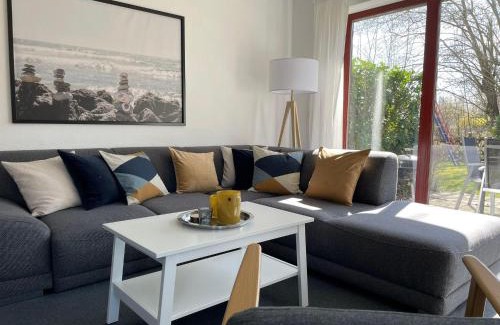 Gustow Apartamento | Ferienwohnung-Peter-Pan-mit-Sonnenterrasse-Garten-zwischen-Strand-Wald-Wiese-auf-Ruegen