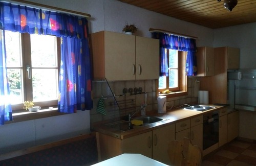 Kollnburg Apartamento | Ferienwohnung Quellenhof "Altes Bauernhaus"