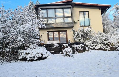 Fladungen Apartamento | Ferienwohnung Rhönchalet und TBund