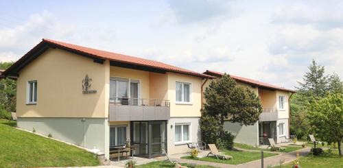 Fladungen Apartamento | Ferienwohnung Rhönchalet und TBund