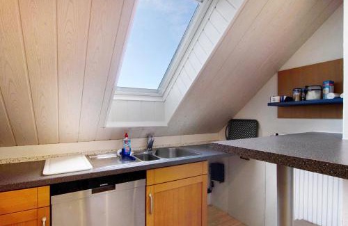 Halbemond Apartamento | Ferienwohnung Rocker