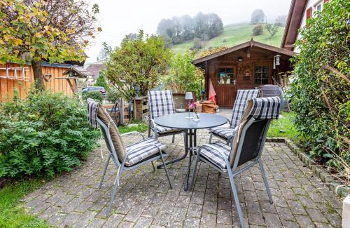 Untermunstertal Apartamento | Ferienwohnung Sägegasse, Typ A