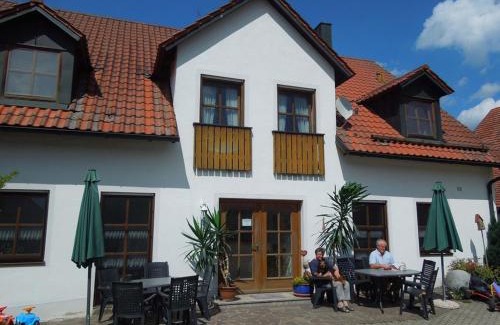 Neunburg vorm Wald Apartamento | Ferienwohnung Scherr