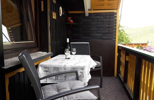 Krov Apartamento | Ferienwohnung Sausen