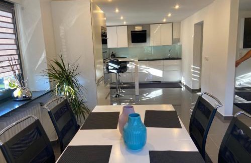Trimbs Apartamento | Ferienwohnung Schieferpfad