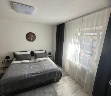 Hilpertsau Apartamento | Ferienwohnung Schwarzwälder Tulpe