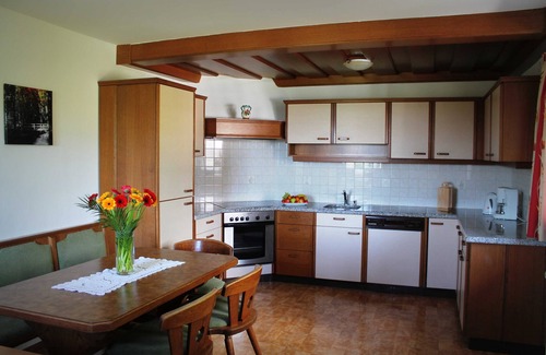 Tiefgraben Apartamento | Ferienwohnung Seeblick 1. Stock - Pension Winter Am Irrsee