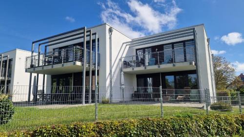 Altefaehr Apartamento | Ferienwohnung Seeblick