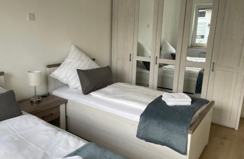 Bad Oeynhausen Apartamento | Ferienwohnung Sieben, Zentral gelegene mit Tiefgaragenstellplatz