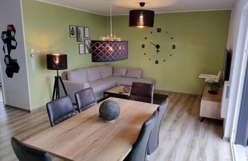 Barssel Apartamento | Ferienwohnung Sonnenstrahl am Harkebrügger See mit Sauna