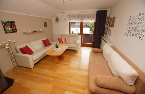 Gaming Apartamento | Ferienwohnung Steiner Gertrude