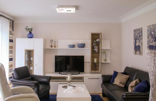 Untermunstertal Apartamento | Ferienwohnung Sterzl mit Terrasse im Münstertal