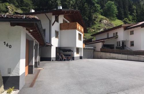 Sankt Leonhard im Pitztal Apartamento | Ferienwohnung Sturm Pitztal