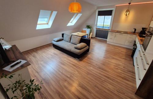 Topchin Apartamento | Ferienwohnung Sunny 2 & 3