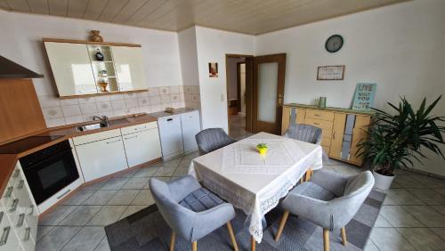 Schernfeld Apartamento | Ferienwohnung Tanja