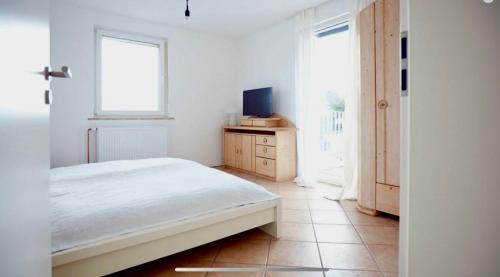 Mengerskirchen Apartamento | Ferienwohnung Tannen-Apotheke Eins