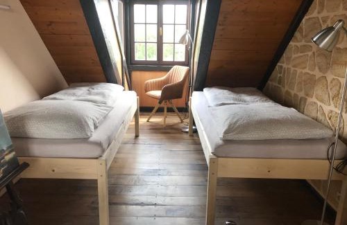 Leppersdorf Apartamento | Ferienwohnung TURMZIMMER im Rittergut Leppersdorf bei Radeberg