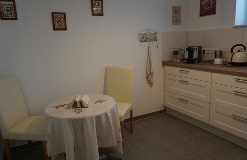 Udenheim Apartamento | Ferienwohnung Udenheim - apartment/apartment, bathroom, WC, 1 bedroom