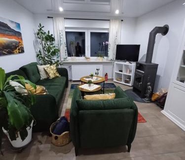 Hinterweidenthal Apartamento | Ferienwohnung Unterm Rappenfels