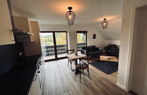 Weinsheim Apartamento | Frisch renovierte und vollmöblierte Ferienwohnung in Weinsheim