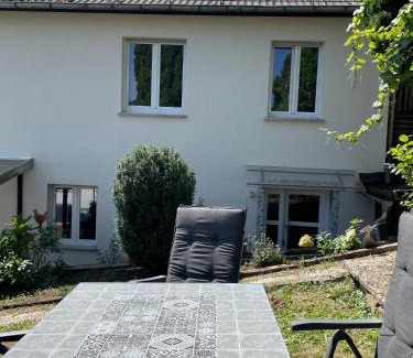 Neuwied Apartamento | Ferienwohnung Utes Stube