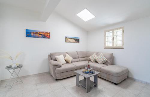 Tiche Apartamento | Ferienwohnung Villa Segesta