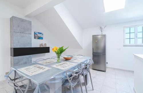 Tiche Apartamento | Ferienwohnung Villa Segesta