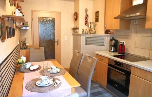 Schweina Apartamento | Ferienwohnung "Waldblick"