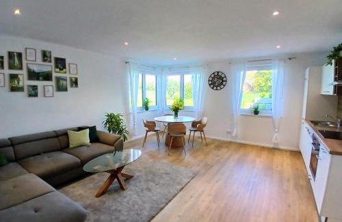 Simmersfeld Apartamento | Ferienwohnung Waldlichtung