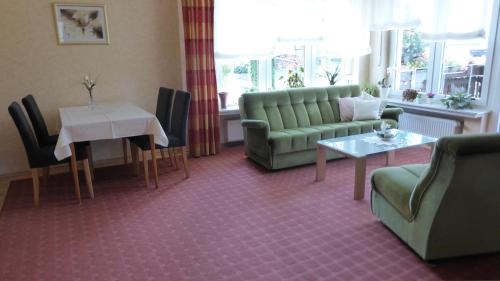 Hoppecke Apartamento | Ferienwohnung Waltraud