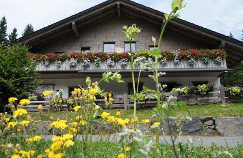 Masserberg Apartamento | Ferienwohnung Werraquell Hütte