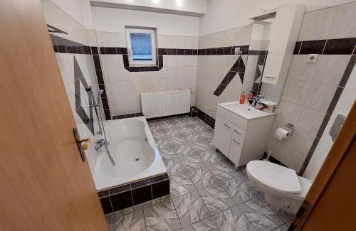 Userin Apartamento | Ferienwohnung Wichmann