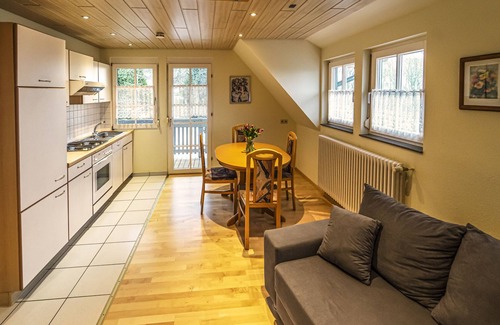 Oberwolfach Apartamento | Apartamento Wiesenblick, 60 qm, 2 dormitorios, máx. 4 personas