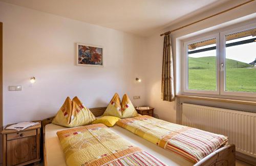 Terento Apartamento | Ferienwohnung Zirme Gasser