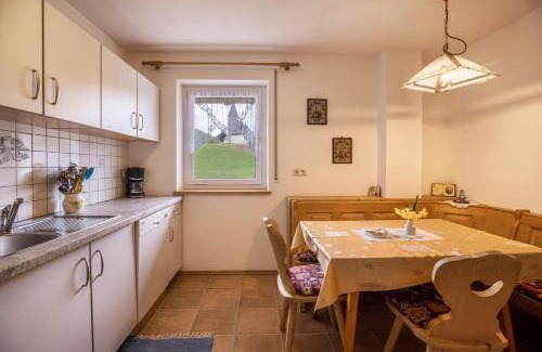 Terento Apartamento | Ferienwohnung Zirme Gasser