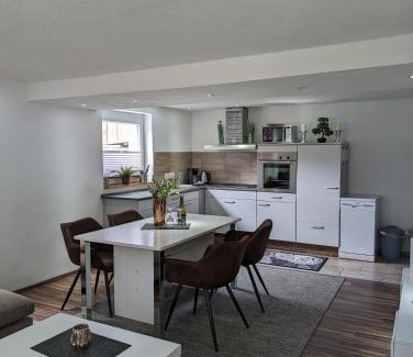Schwalefeld Apartamento | Ferienwohnung Zum Kühlen Grund